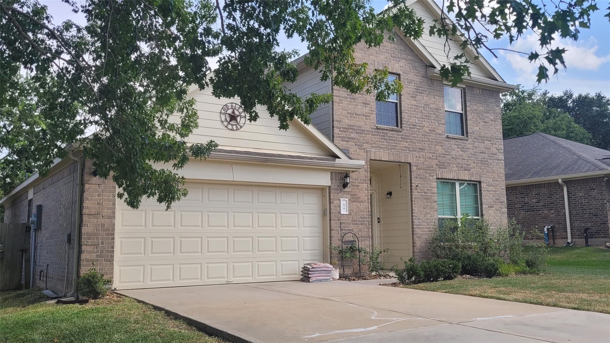 610 Lake View Drive