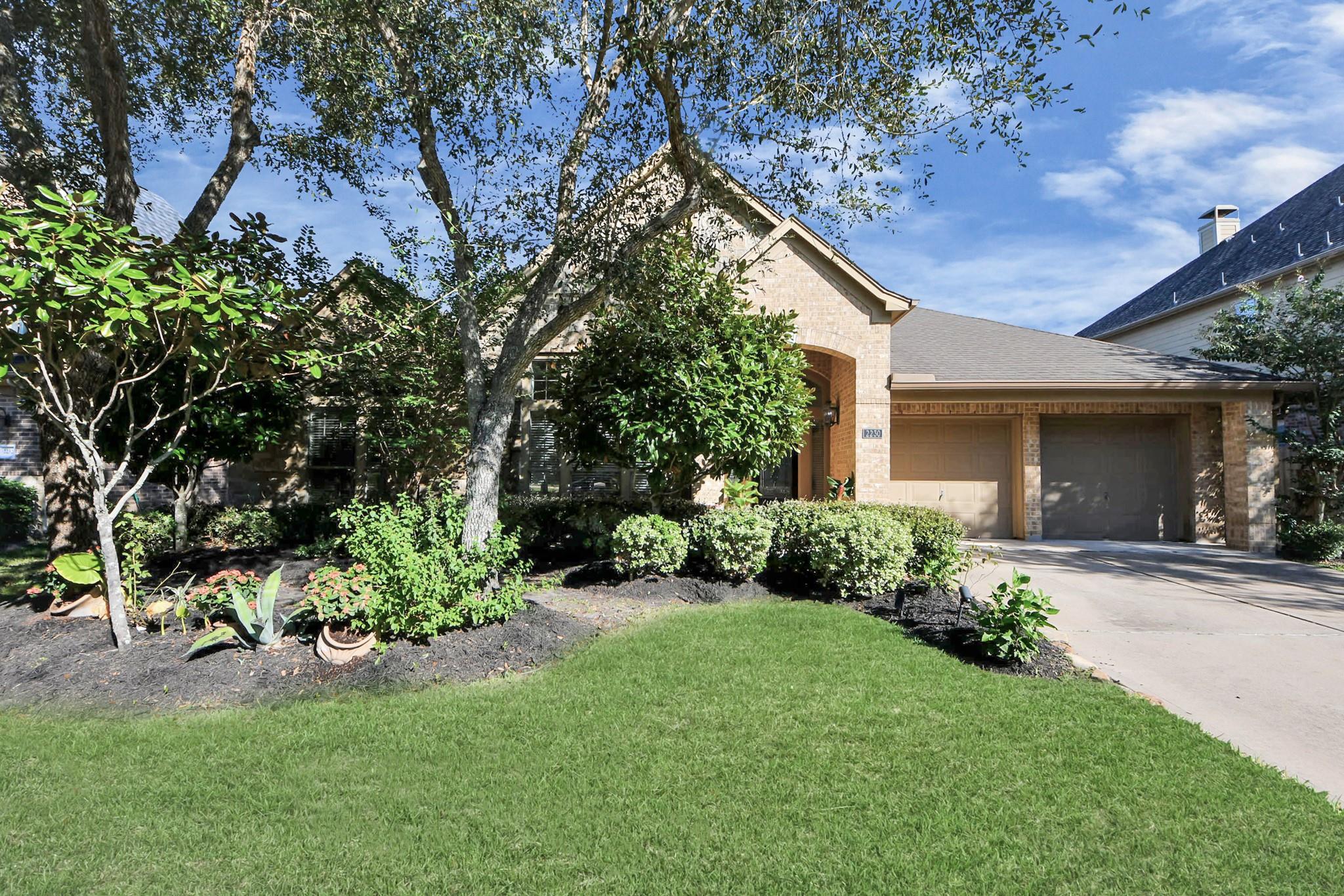 2230 Dali Lane