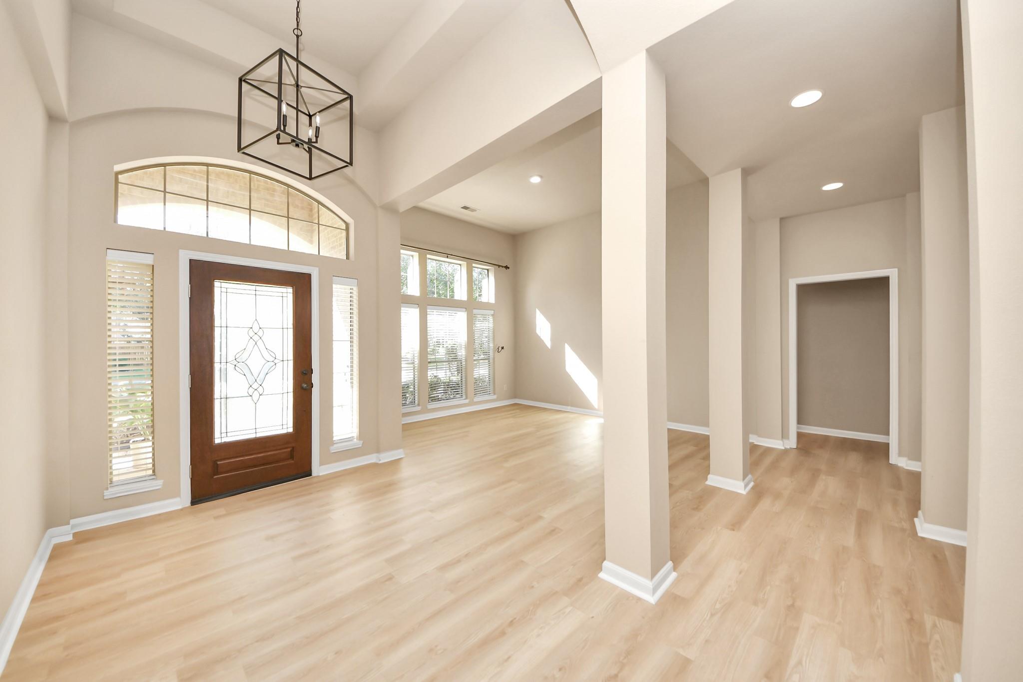 2230 Dali Lane