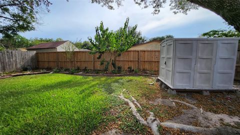 Tiny photo for 7314 El Cresta Drive, Houston, TX 77083 (MLS # 70939831)