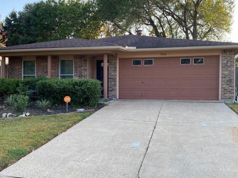 Photo of 7314 El Cresta Drive, Houston, TX 77083 (MLS # 70939831)
