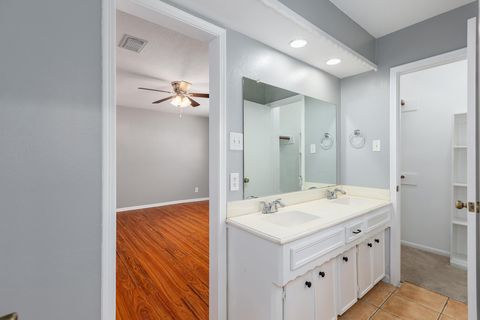 Tiny photo for 5502 Forest Timbers Drive, Humble, TX 77346 (MLS # 68608358)