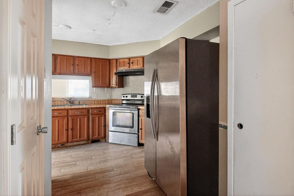 Photo of 6923 Kearney Drive, Richmond, TX 77469 (MLS # 45551174)