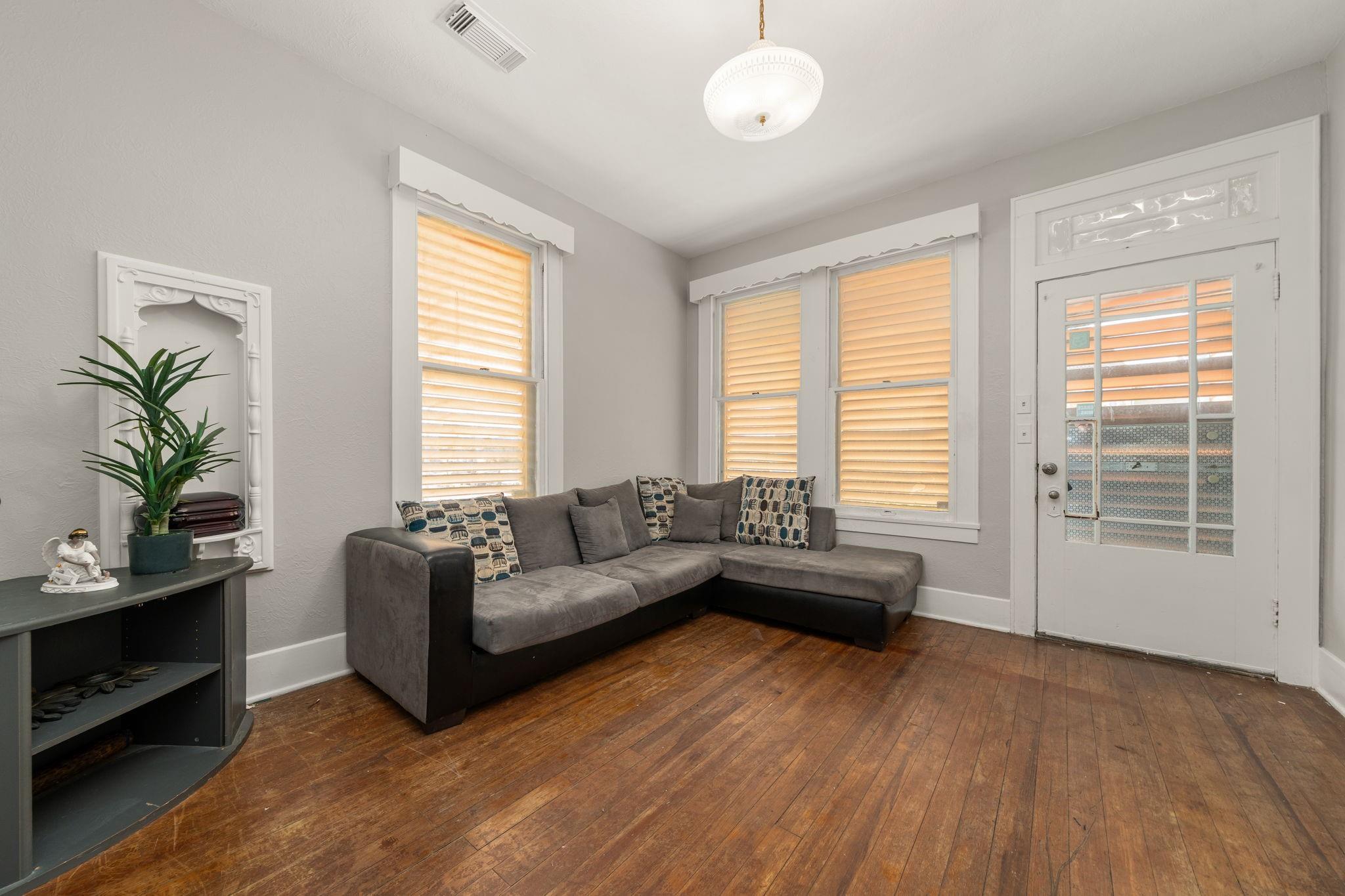 1408 Mechanic Street