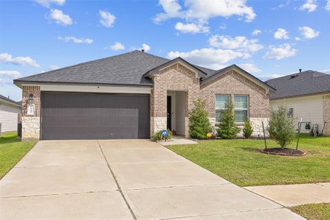 Photo of 7511 Carson Court, Rosharon, TX 77583 (MLS # 94772173)