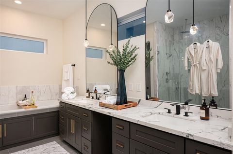 Tiny photo for 913 Thompson Street, Houston, TX 77007 (MLS # 10024284)