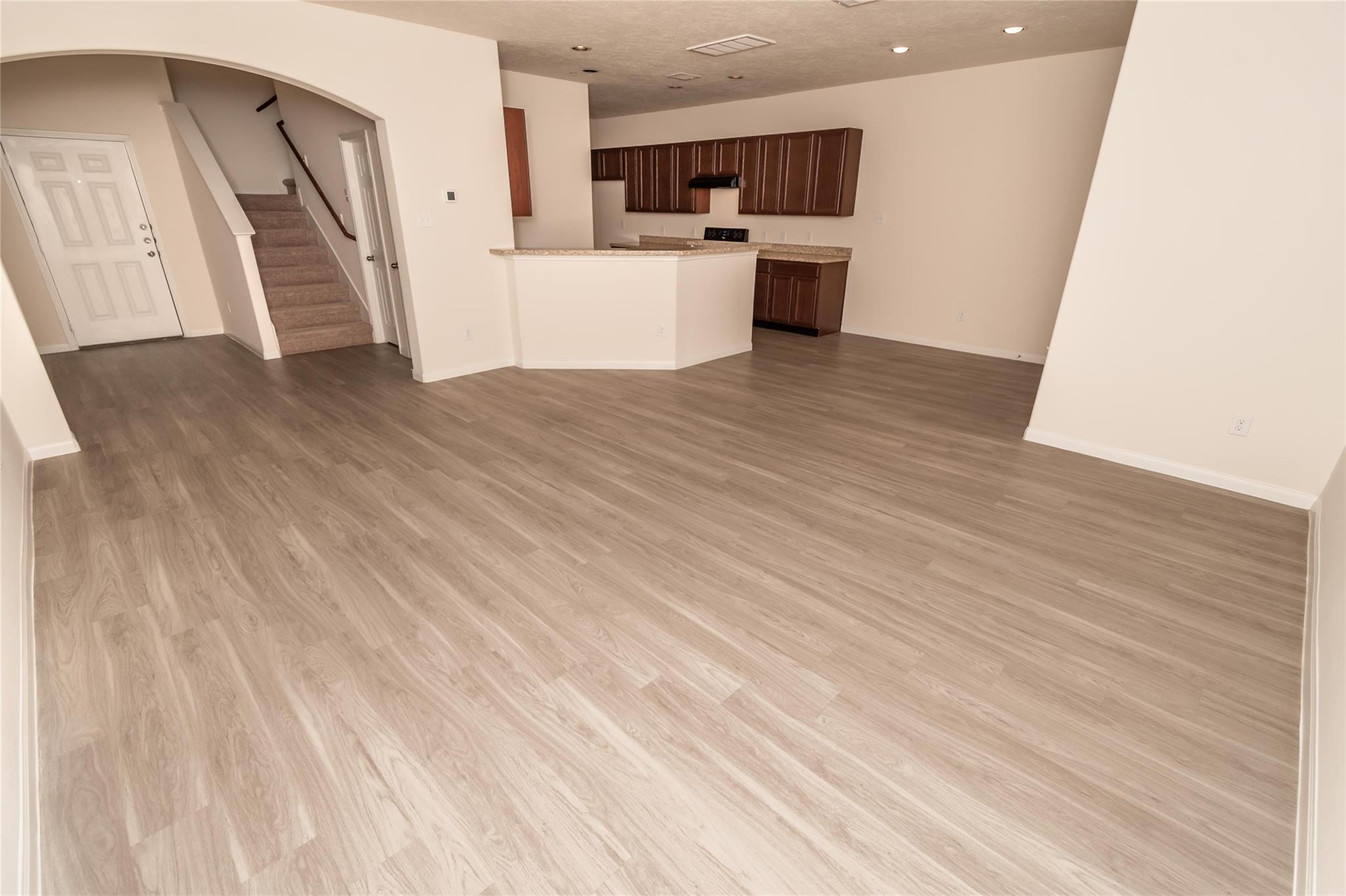 1135 Lexington Grove Drive