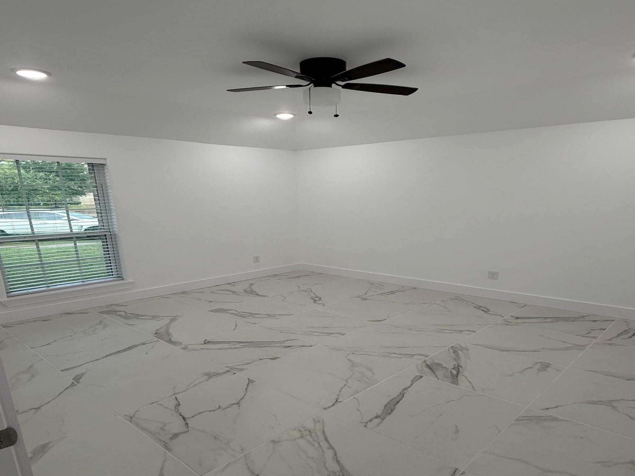 5224 Kendall Glen Court