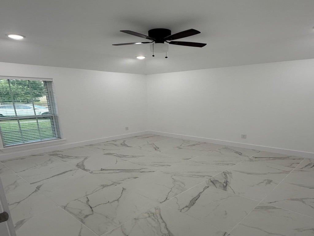 Photo of 5224 Kendall Glen Court, Rosharon, TX 77583 (MLS # 34880448)