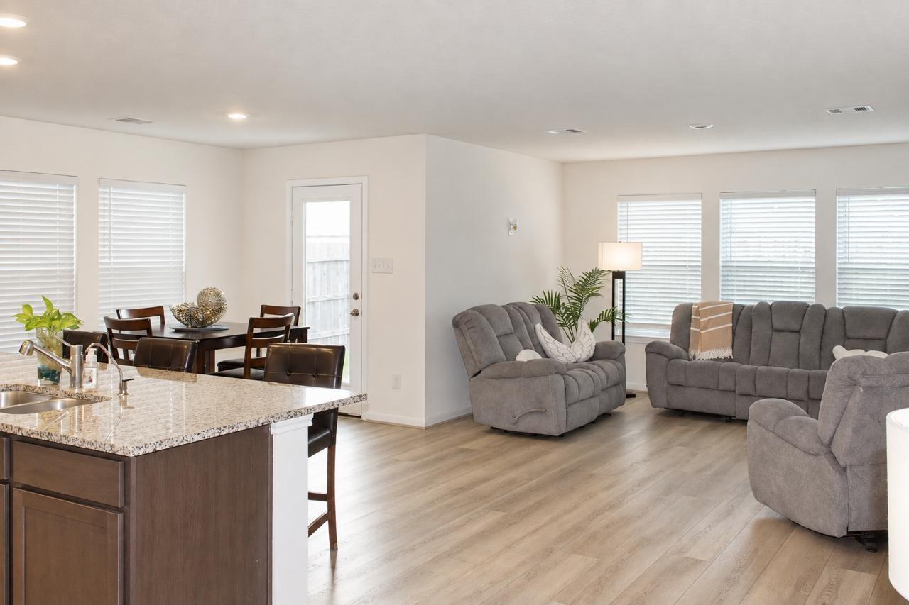 3523 Rocky Aspen Drive