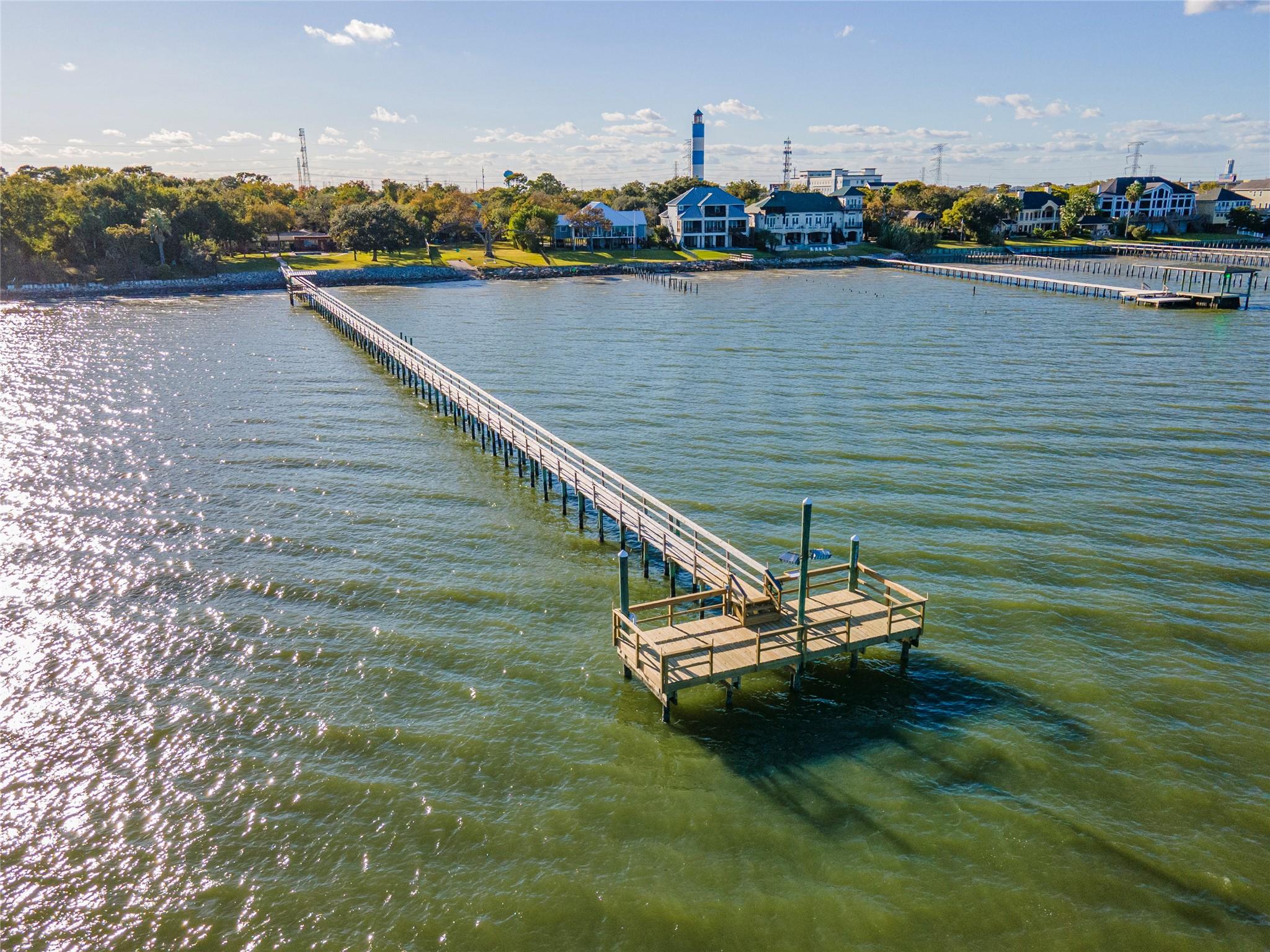 1021&1019 Kipp Avenue