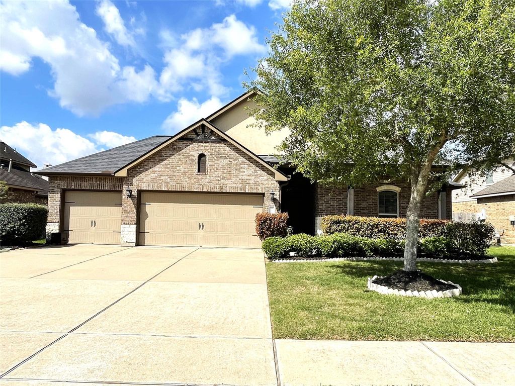 Photo of 738 Somerset Landing Lane, League City, TX 77573 (MLS # 59548866)