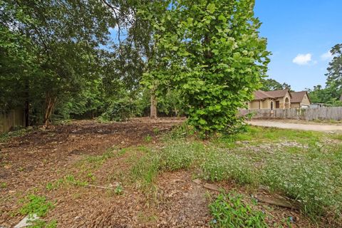 1615 Gilmore Street Conroe TX 77301