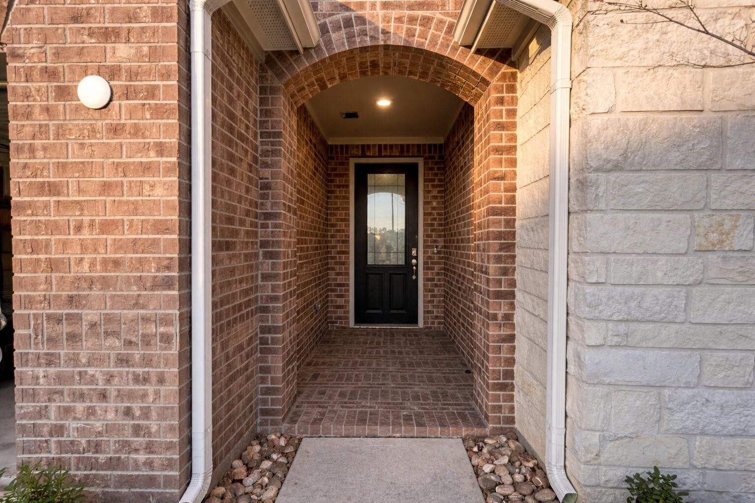 31122 Gullwing Manor Drive