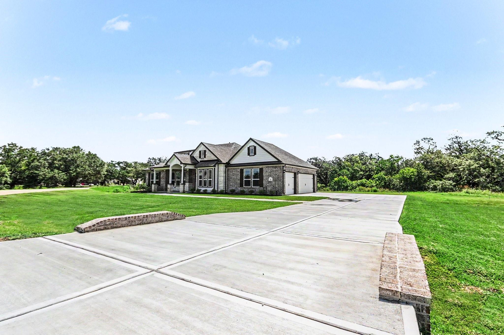 27 Red Barn Road