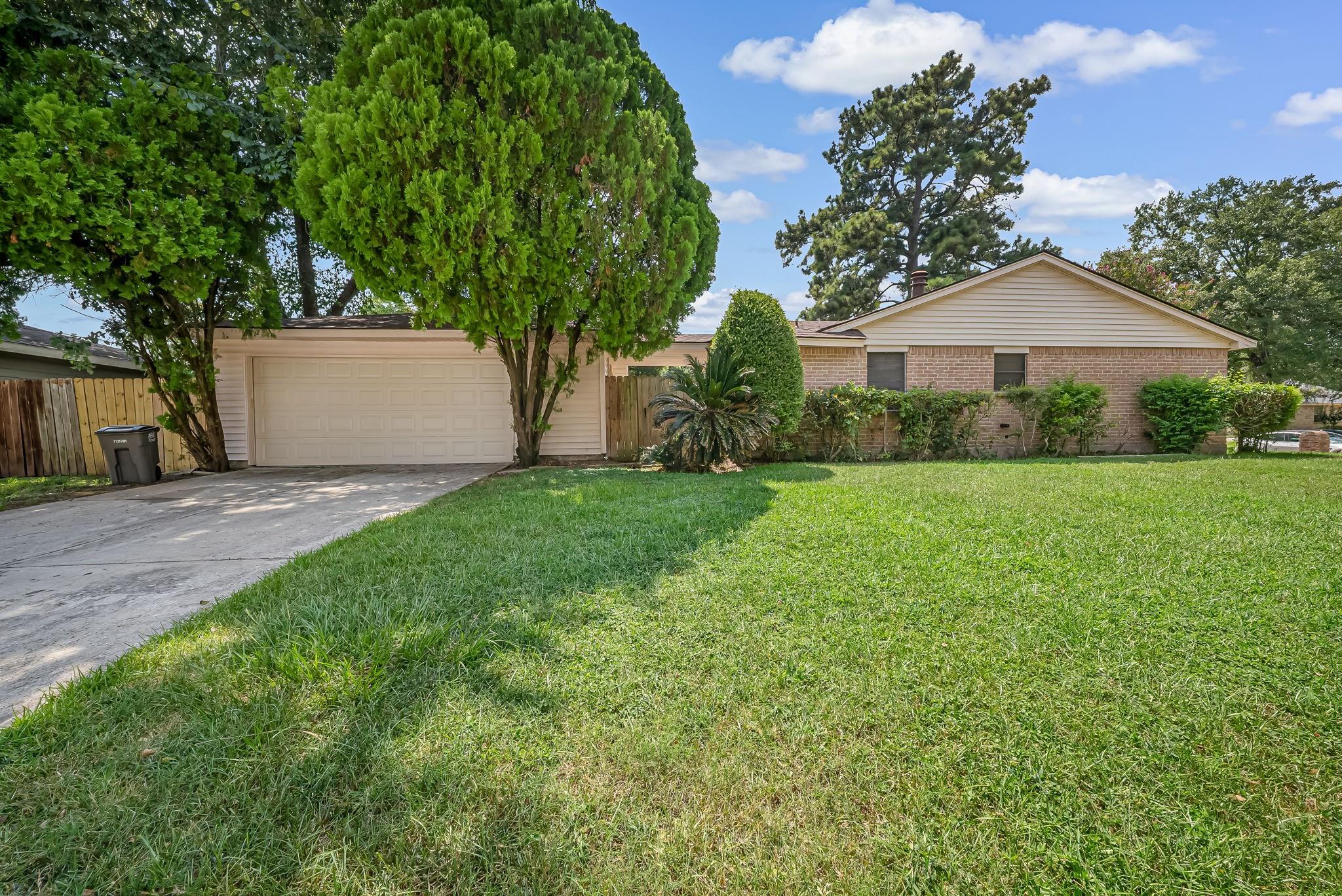 4318 Rosegate Drive