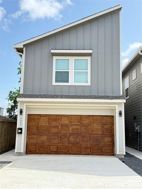 Photo of 3555 Noah Street, Houston, TX 77021 (MLS # 34846886) Photo of 3555 Noah Street, Houston, TX 77021 (MLS # 34846886)