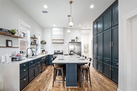 Photo of 1513 Gentry St Street, Houston, TX 77009 (MLS # 54160504) Photo of 1513 Gentry St Street, Houston, TX 77009 (MLS # 54160504)