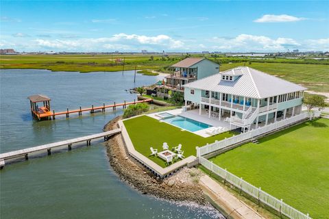 Photo of 9680 Airways Lane, Galveston, TX 77554 (MLS # 69089865)