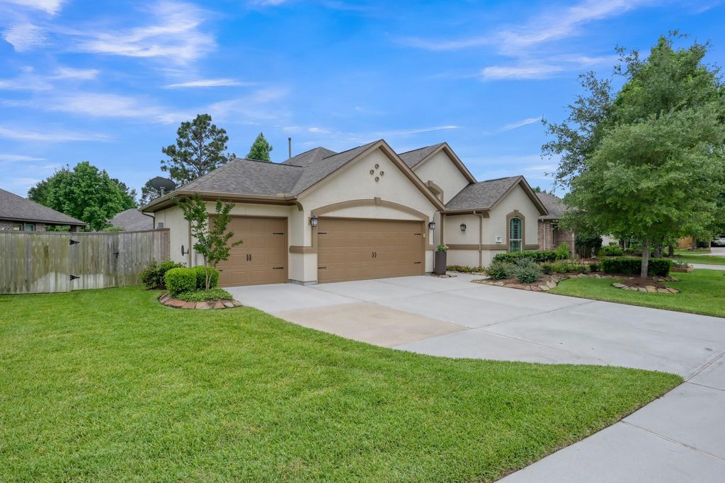Photo of 106 Gray Vervain Court, Montgomery, TX 77316 (MLS # 8562705)