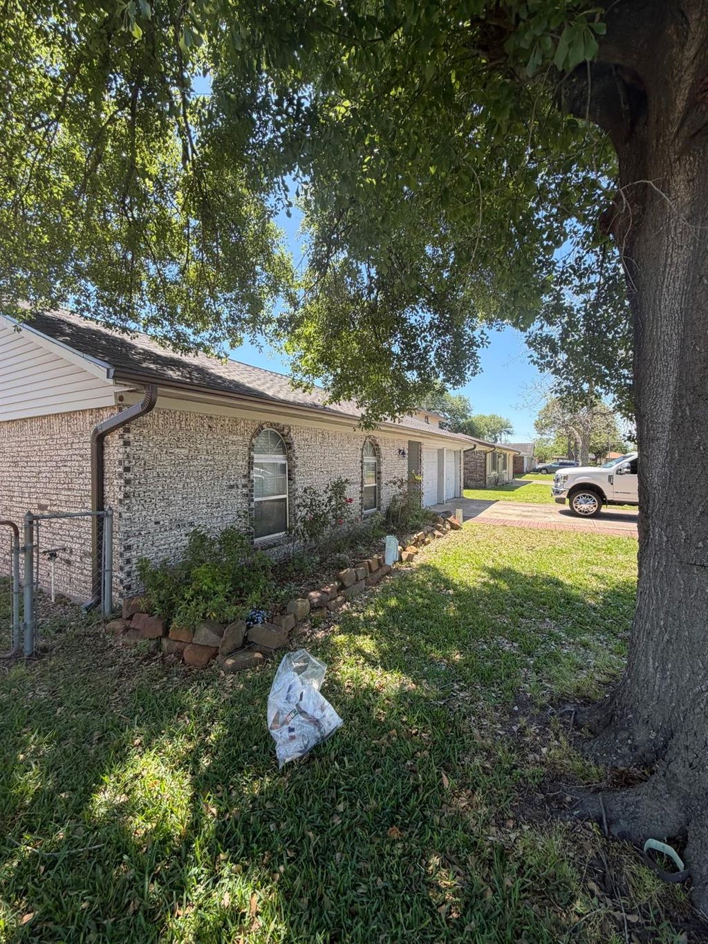 Photo of 10014 Carlow Lane, La Porte, TX 77571 (MLS # 76722953)