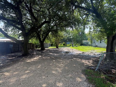 Photo of 10214 Ben Nevis Street, Crosby, TX 77532 (MLS # 95592609)