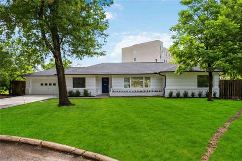 Photo of 8419 Bluegate Court, Houston, TX 77025 (MLS # 27446432)