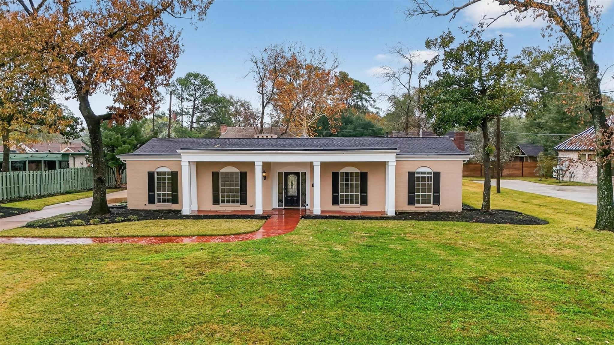 5911 Southern Hills Drive