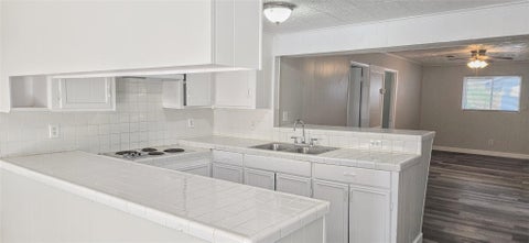 Photo of 16423 Stinson Lane, Montgomery, TX 77316 (MLS # 34639965)