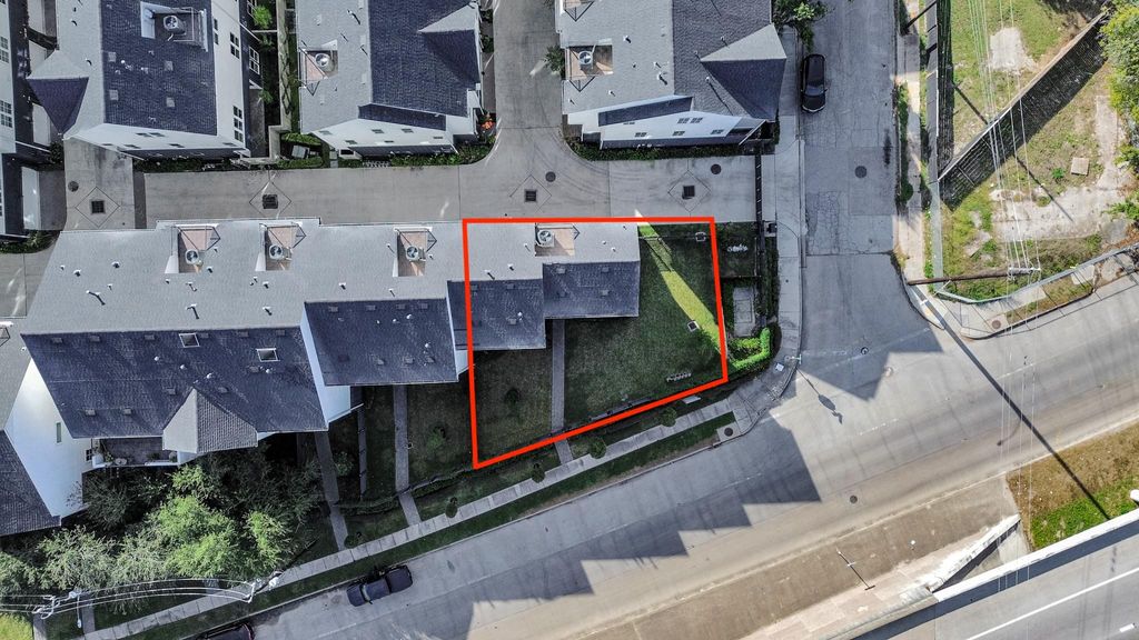 Photo of 826 Cage Street, Houston, TX 77020 (MLS # 10968627)