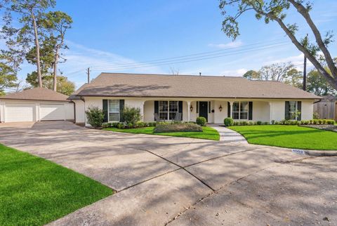 4902 Candleleaf Drive Houston TX 77018