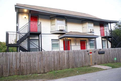Photo of 2511 Rosalie Street #D, Houston, TX 77004 (MLS # 33275867)