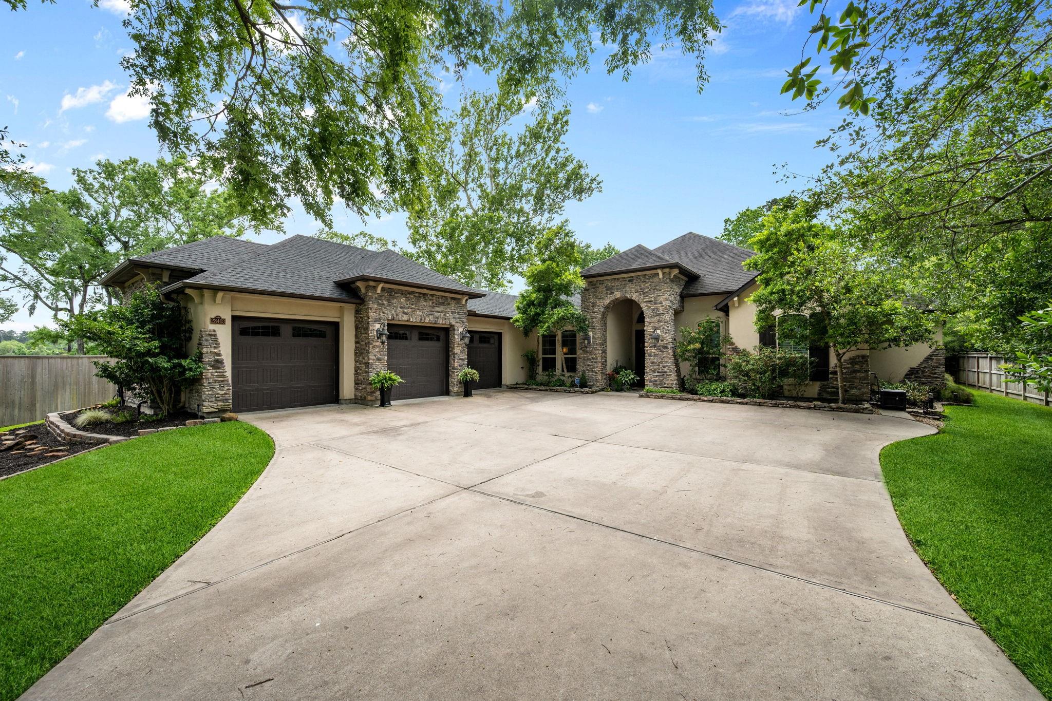 28403 Mendecino Glen Lane