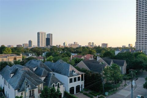 Condo For Sale - 2240 Mimosa Drive #6W<br/> Harris County, Houston, TX 77019