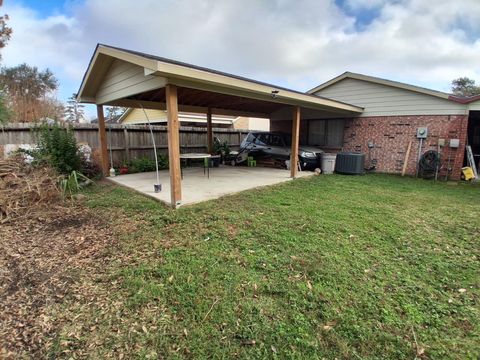 Photo of 2622 Quail Run Drive, Humble, TX 77396 (MLS # 98779785)