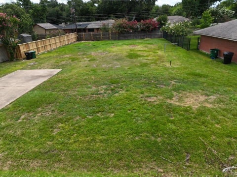 Tiny photo for 3106 Knoll Street, Houston, TX 77080 (MLS # 85037150)