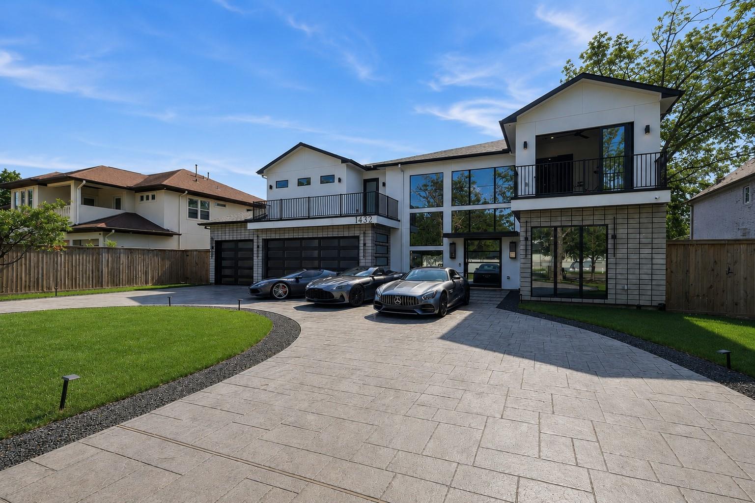 1432 Bingle Road