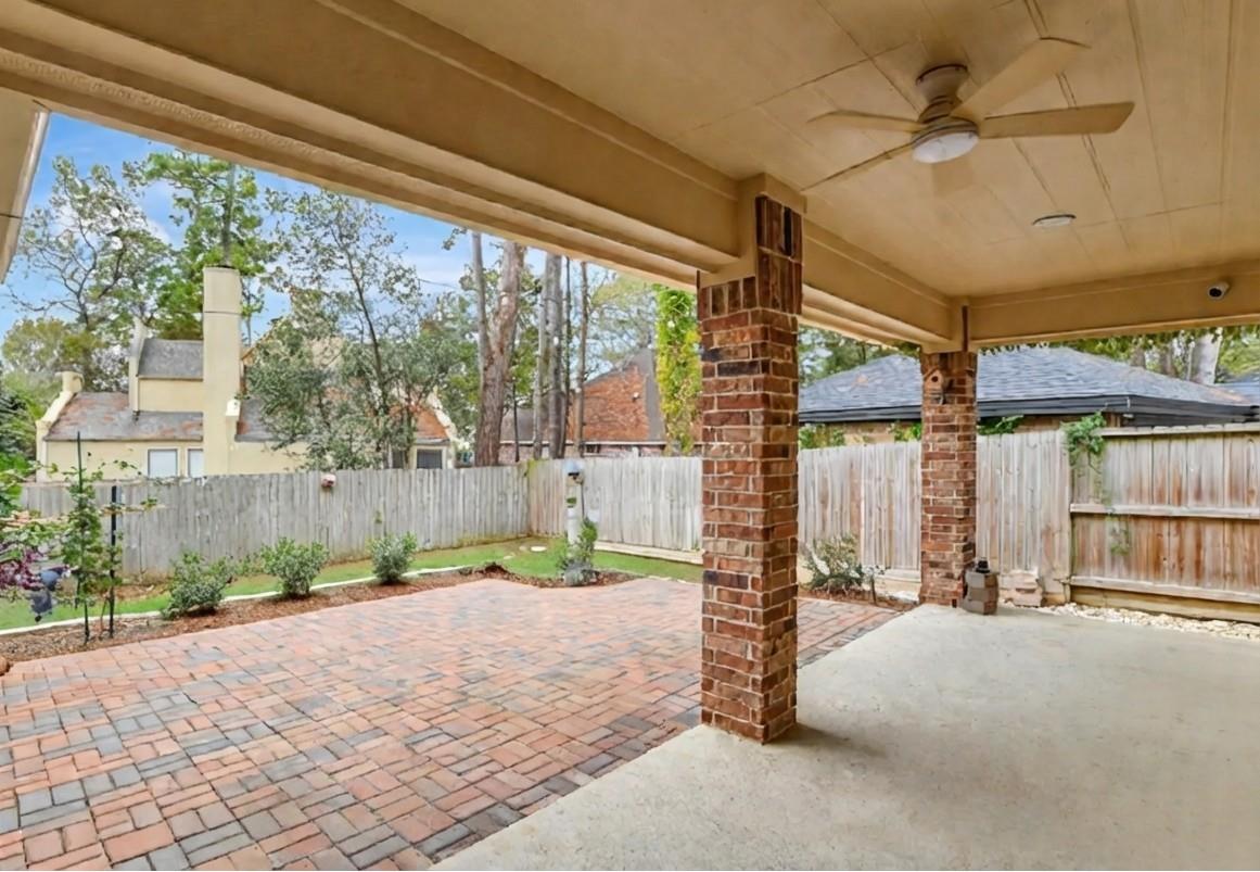 11807 Briarwood Lane