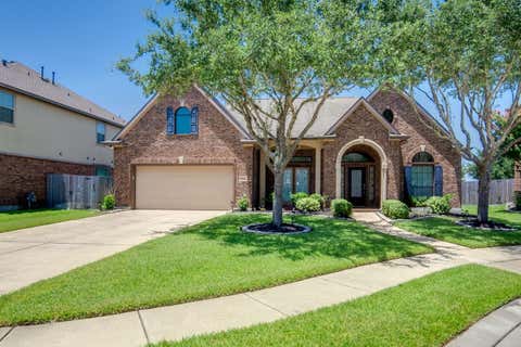 Photo of 3006 Southern Mill Court, Pearland, TX 77584 (MLS # 96455800)