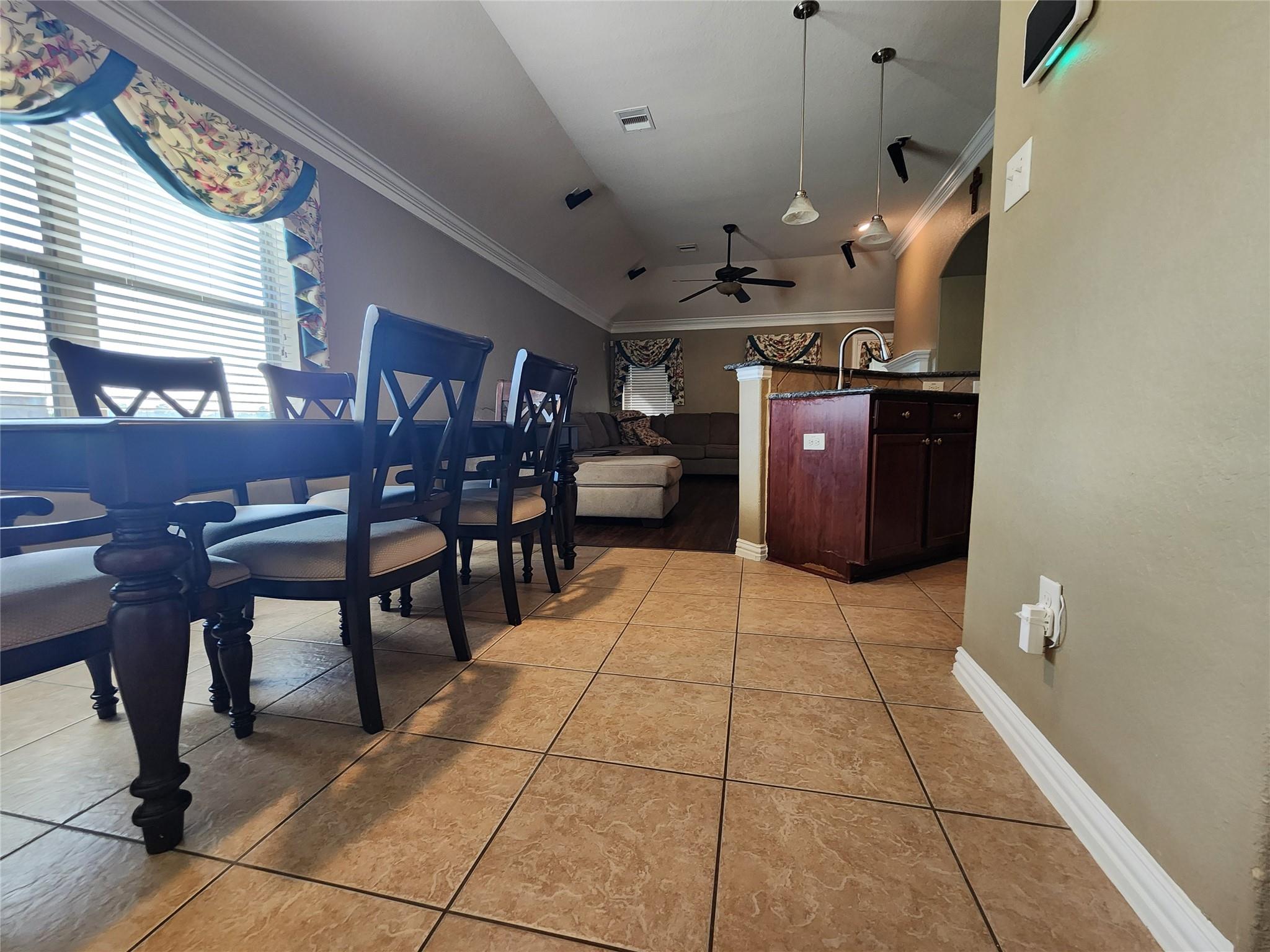 4422 Meadow Way Drive