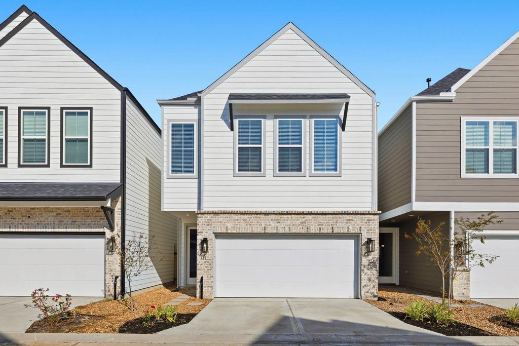 Photo of 411 Stonework Landing Lane, Houston, TX 77076 (MLS # 81233785)