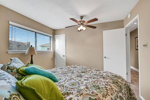 Tiny photo for 17614 Glei, Galveston, TX 77554 (MLS # 37292127)