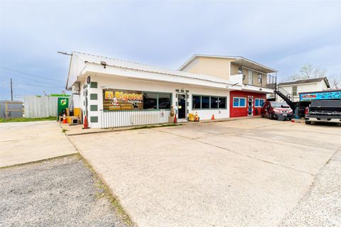 1137 Freeport Street Houston TX 77015