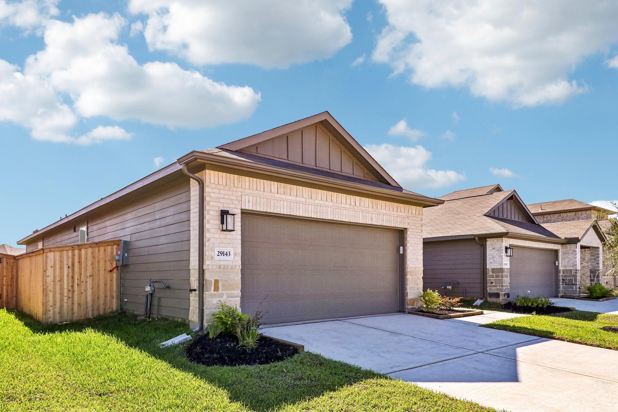 29143 Samuel Gardens Court