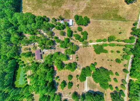Photo of 1630 County Road 219, Brookeland, TX 75931 (MLS # 62224727)