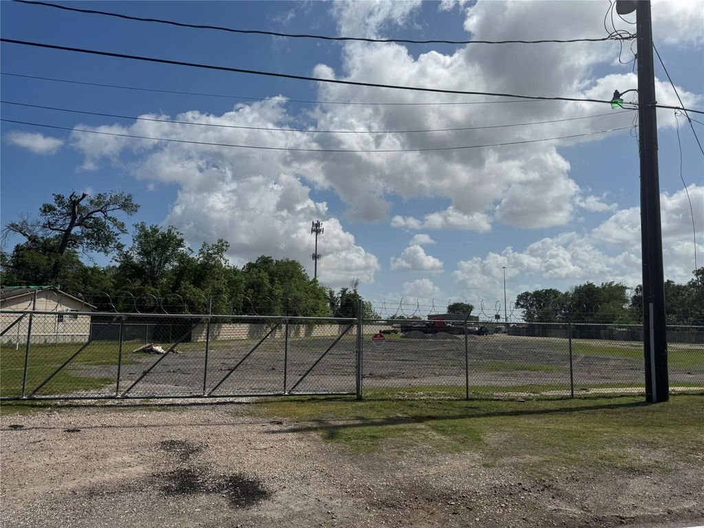 Photo of 16942 Avenue B, Channelview, TX 77530 (MLS # 84379714)