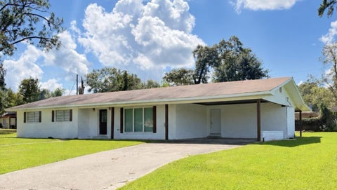 Photo of 305 E Pine Street, Kirbyville, TX 75956 (MLS # 63580757)