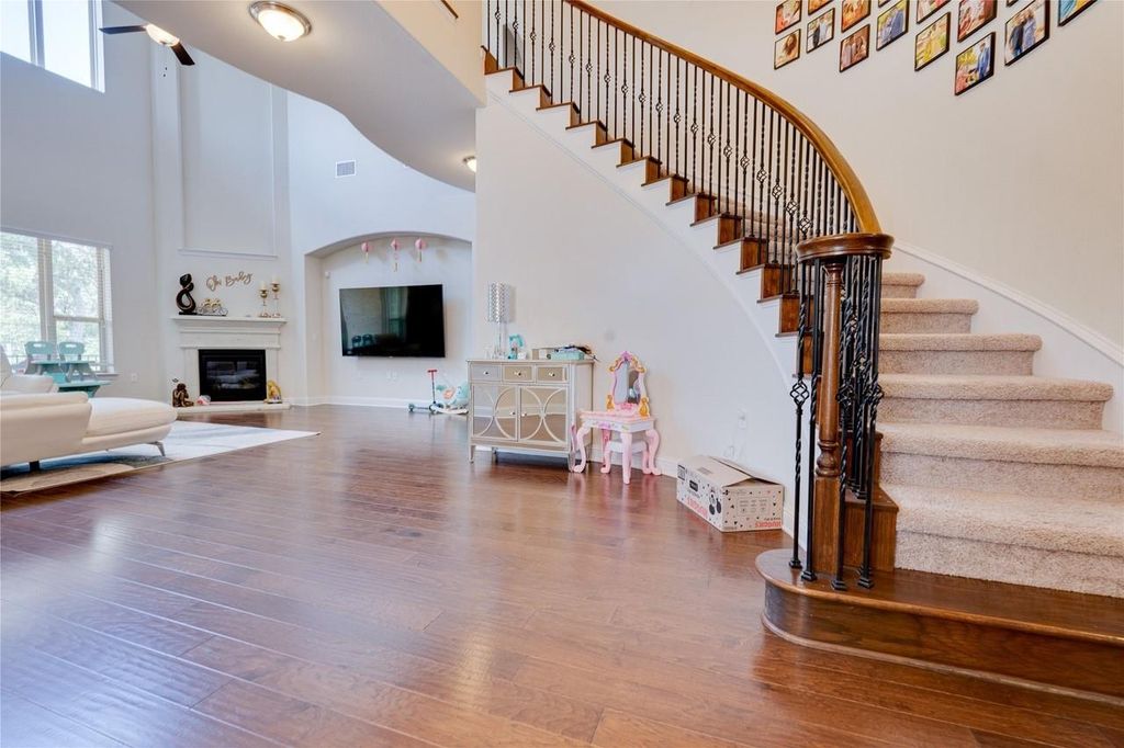Photo of 9301 Ivalenes Hope Drive, Austin, TX 78717 (MLS # 32851741)