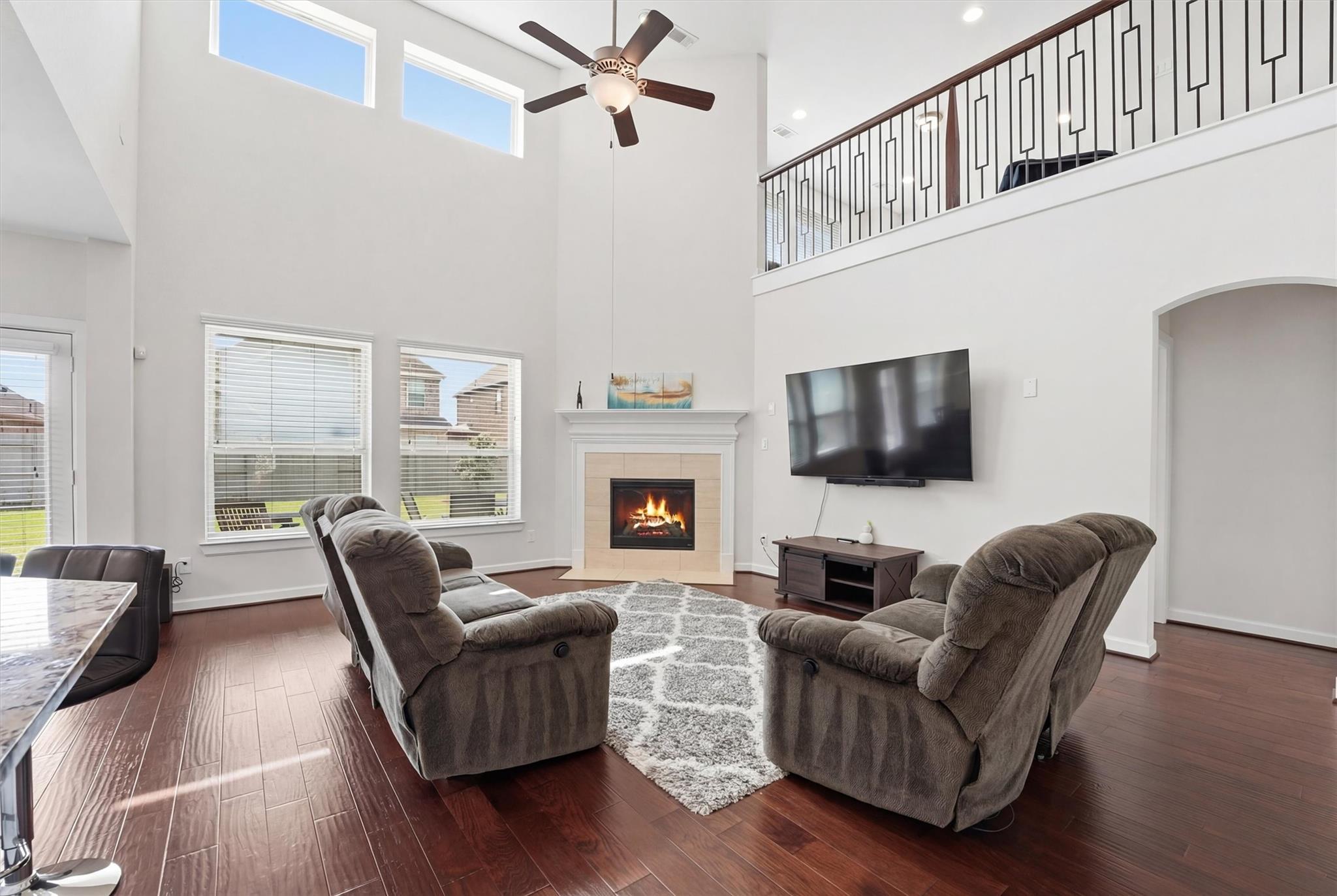 2514 Deerwood Heights Lane