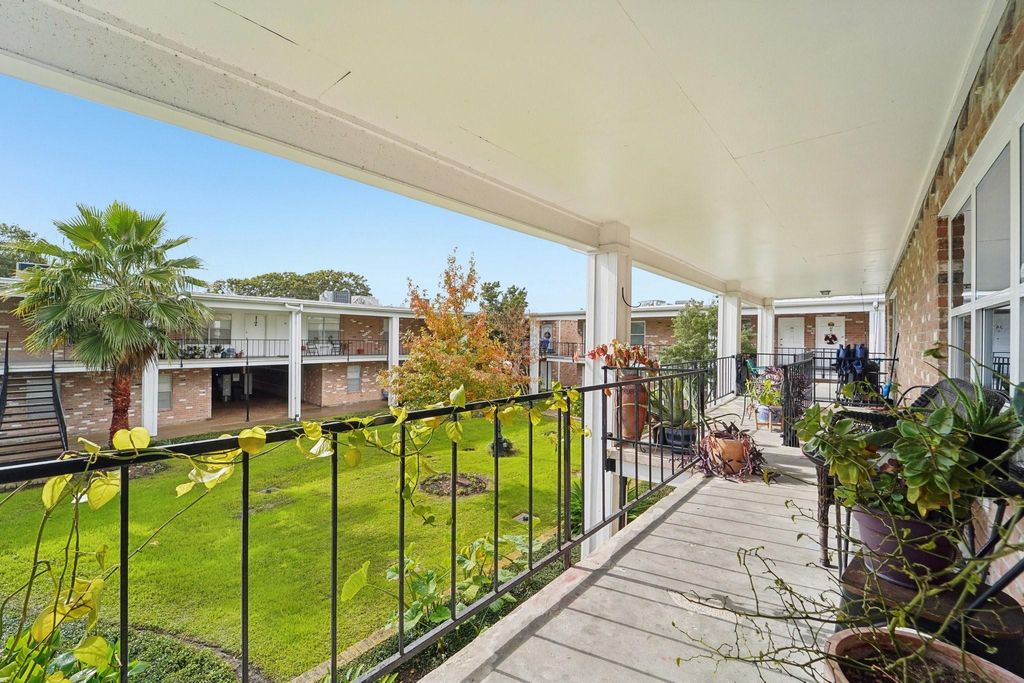 Photo of 3535 Nasa Rd 1 Parkway #20, Seabrook, TX 77586 (MLS # 66764936)